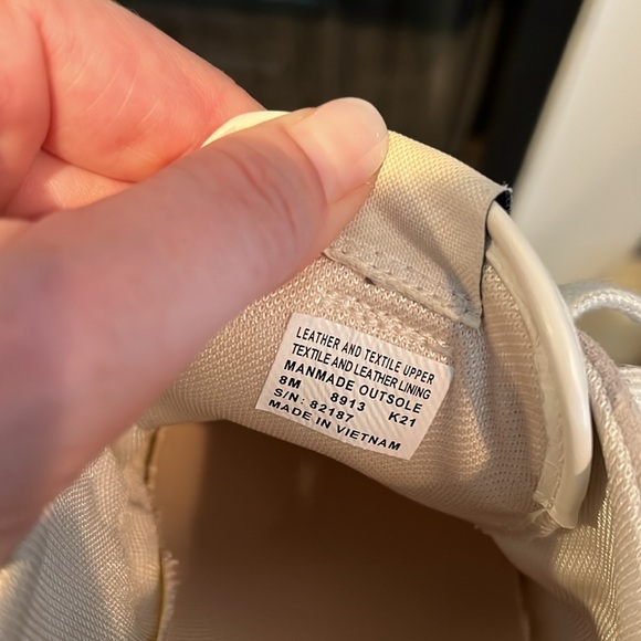 Tory Burch Hank Sneaker in Snow White Beige - Picture 8 of 9